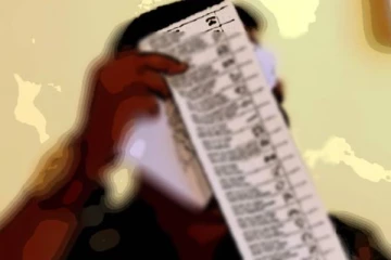 வவுனியாவில் வாக்குச்சீட்டை முகநூலில் பகிர்ந்த அரசியல்வாதி! எழுந்த சர்ச்சை