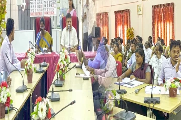 முல்லைத்தீவு மாவட்டத்தின் கரைதுறைப்பற்று பிரதேச செயலக அபிவிருத்தி குழு கூட்டம்