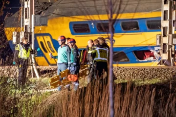 நெதர்லாந்தில் இடம் பெற்ற பாரிய விபத்து; 30 பேர் காயம்