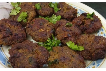 பக்ரீத் பண்டிகை ஸ்பெஷல்... சுவையான மட்டன் வடை செய்வது எப்படி?