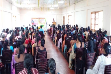 மகளிர் சுயசேமிப்பு குழுக்களுக்கு புலம்பெயர் தமிழ் அமைப்புக்களின் நிதி உதவி