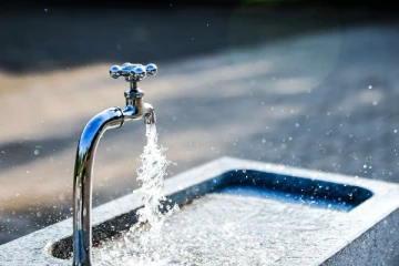 ජනතාවට ජල සම්පාදනයෙන් රතු එළියක් මෙන්න...