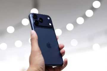 ஐபோன் பயனாளர்களுக்கு தற்காலிக இடையூறுகள் ; WhatsApp Web சேவையில் ஏற்பட்டுள்ள சிக்கல்