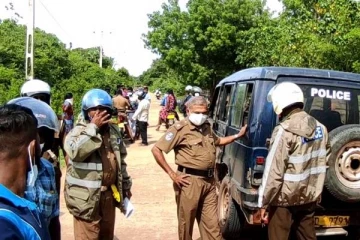 யாழில் பிரதேசசபை   உறுப்பினர் வீட்டின் மீது மீண்டும் தாக்குதல்!