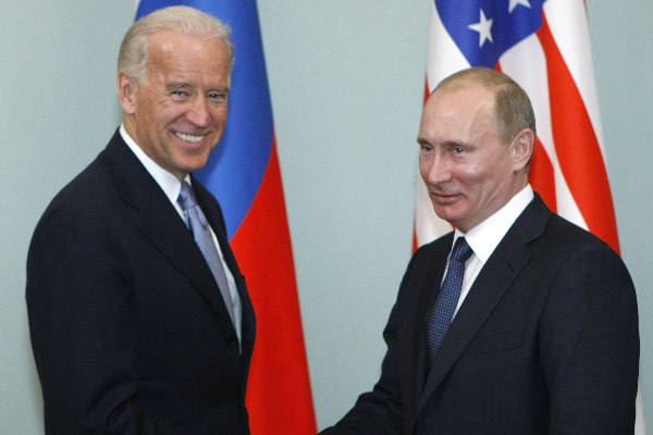 உறவை முறித்து கொள்வோம்: எச்சரிக்கும் ரஷ்யா | Moscow Warns End Russia Us Relations