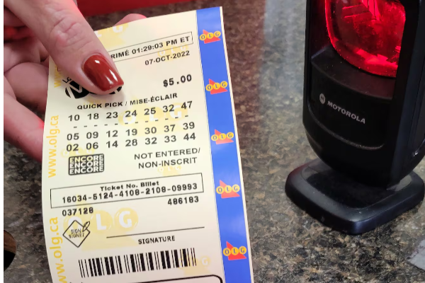 கனடாவில் 80 மில்லியன் டொலர் பரிசு வென்ற அதிர்ஸ்டசாலி யார் | 80 Million London Lottery Winner Still Sitting கனடாவில் 80 மில்லியன் டொலர் பரிசு வென்ற அதிர்ஸ்டசாலி யார் | 80 Million London Lottery Winner Still Sitting