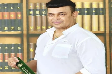 பட்டப்படிப்பை முடித்தார் ரஞ்சன் ராமநாயக்க