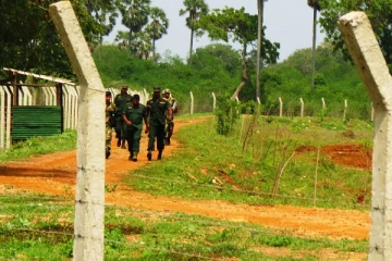யாழில் நிலங்களை ஒப்படைக்க முன்வந்த இராணுவம் ; மக்கள் மகிழ்ச்சி!