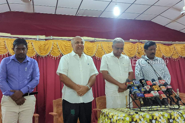 முஸ்லிம் காங்கிரஸ் தலைமையின் கீழ் களமிறங்கும் தமிழரசு கட்சி | Sri Lankan Elections 2023 Itak Muslim Congress முஸ்லிம் காங்கிரஸ் தலைமையின் கீழ் களமிறங்கும் தமிழரசு கட்சி | Sri Lankan Elections 2023 Itak Muslim Congress