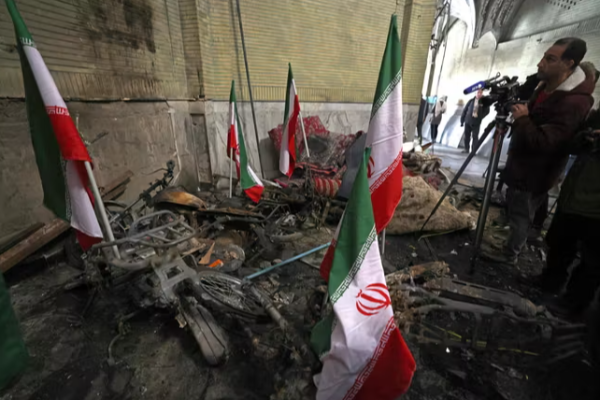 மத்திய கிழக்கில் தொடரும் பதற்றம்! வளைகுடா பகுதியை நோக்கி நகரும் அமெரிக்க விமானம் | Us Military Move Middle East மத்திய கிழக்கில் தொடரும் பதற்றம்! வளைகுடா பகுதியை நோக்கி நகரும் அமெரிக்க விமானம் | Us Military Move Middle East