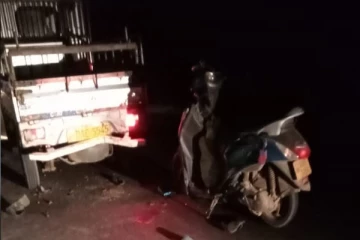 லொறியுடன் மோதிய மோட்டார் சைக்கிள் : ஒருவர் பலி