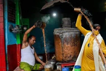 ஒரு தேங்காய் உடைத்தது குற்றமா sir.. வைரலாகும்  காங்கிரஸ் எம்.பி மீம்ஸ்..  காரணம் என்ன ?