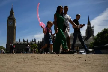 ஆயிரக்கணக்கானோர் வரும் நாட்களில்  இறக்கலாம்... பிரித்தானியாவில் திடீரென ஏற்பட்ட அச்சுறுத்தல்