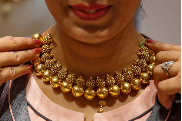 தங்கம் அதிகம் கையிருப்பு வைத்துள்ள நாடுகளின் பட்டியலில் முதலிடத்தைப் பிடித்த நாடு! எது தெரியுமா? | Country That Has The Highest Gold Reserves