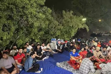 700 இந்திய மாணவர்களை வெளியேற்றும் கனடா - நடவடிக்கை நிறுத்திவைப்பு!