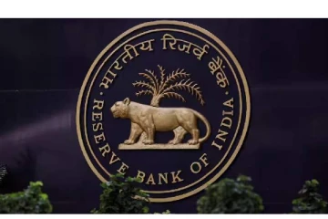 விதிகளை மீறிய Axis HDFC வங்கிகள் - 2.91 கோடி அபராதம் விதித்த ரிசர்வ் வங்கி!