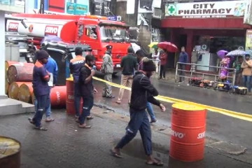 ஹட்டனில் டோக்கன் முறையில் பெட்ரோல் விநியோகம்