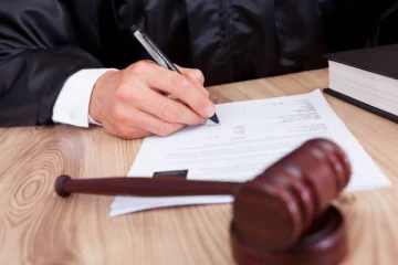 பிரான்ஸில் இழிவான செயலில் ஈடுபட்ட இலங்கையருக்கு நேர்ந்த கதி! நீதிமன்றம் அதிரடி