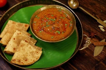 நிமிடத்தில் தக்காளி குருமா செய்வது எப்படி?