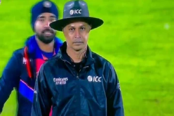 நடுவரை கிண்டல் செய்த இந்திய வீரர்கள் - வைரலாகும் வீடியோவால் நடவடிக்கை பாயுமா?