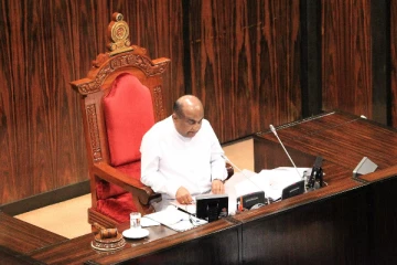 சபாநாயகர் தலைமையில் நாளை விசேட கட்சித் தலைவர்கள் கூட்டம்