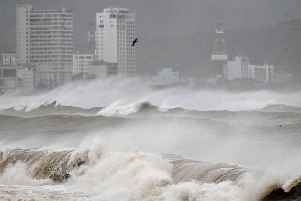 இன்னொரு மிக ஆபத்தான புயல்... ஆசிய நாடொன்றிற்கு விடுக்கப்பட்ட எச்சரிக்கை | Philippines Warns Of Deadly Storm இன்னொரு மிக ஆபத்தான புயல்... ஆசிய நாடொன்றிற்கு விடுக்கப்பட்ட எச்சரிக்கை | Philippines Warns Of Deadly Storm