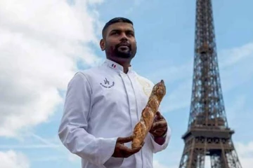 ஒலிம்பிக் சுடரை ஏந்திய முதல் ஈழத் தமிழர்... குவியும் வாழ்த்துகள்!