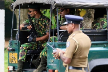 வவுனியா மற்றும் கிரிபத்கொடயில் மீட்கப்பட்ட ஆயுதங்கள்; வெளிநாட்டு வாழ் தமிழருக்கு தொடர்பு?