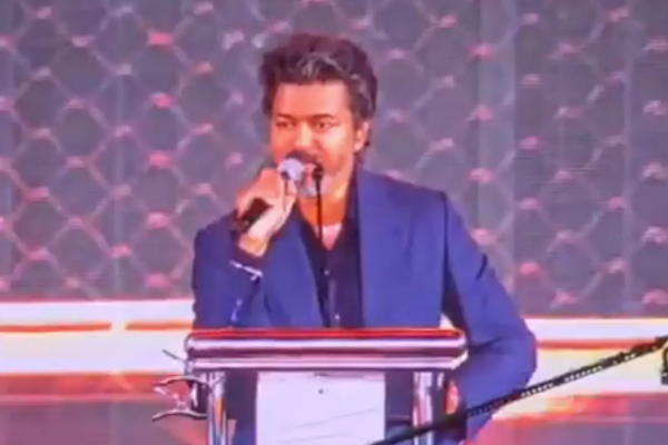 எனக்காக எல்லாவற்றையையும் விட்டுக்கொடுத்த ரசிகர்களுக்காக.. - மலேசியாவில் விஜய் உருக்கம் | Vijay Speech In Jana Nayagan Audio Launch Malaysia