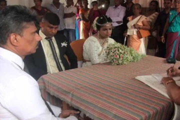 මුළු රටක් ආශිර්වාද කළ සුවිශේෂී විවාහය - (VIDEO)