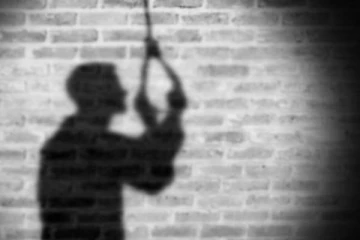 தற்கொலைக்கு முயன்ற பாடசாலை மாணவர்