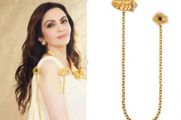 கண் மற்றும் வாய் இருக்கும் அணிகலனை அணிந்த நீடா அம்பானி.., அதன் விலை எவ்வளவு?