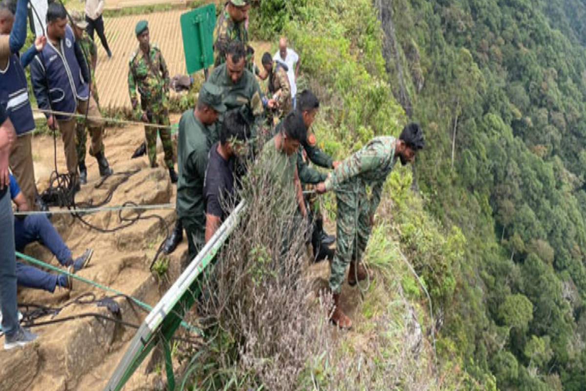 உலக முடிவு பகுதியில் கொழும்பு பல்கலைக்கழக மாணவிக்கு நேர்ந்த விபரீதம் | Colombo University Student Failed End Of The World