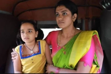 புதிய கார் வாங்கி செம போஸ் கொடுத்த பாரதி கண்ணம்மா சீரியல் நடிகை- யாரு தெரியுமா?