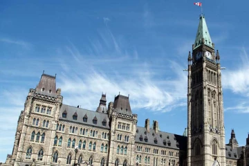 200,000 அகதிகளை வரவேற்ற கனடா: ஒரு வரலாற்று நிகழ்வு