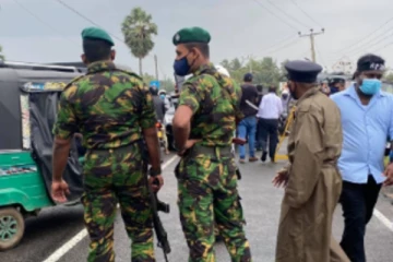 காட்டாற்று வெள்ளமாக படையெடுக்கும் போராட்டகாரர்கள்! திண்டாடிய பொலிஸ் மற்றும் இராணுவம்
