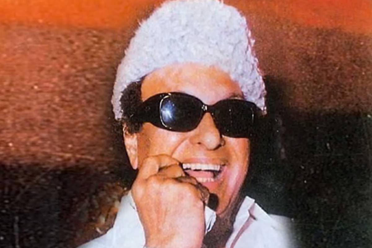 இலங்கையில் எம்.ஜி.ஆருக்கு நினைவுச் சின்னம் அமைக்க மத்திய அரசின் உதவியைக் கோருகிறார் எஸ்.பி. வேலுமணி! | Velumani Calls For Memorial M G R Built Sri Lanka இலங்கையில் எம்.ஜி.ஆருக்கு நினைவுச் சின்னம் அமைக்க மத்திய அரசின் உதவியைக் கோருகிறார் எஸ்.பி. வேலுமணி! | Velumani Calls For Memorial M G R Built Sri Lanka