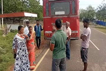 அலைக்கழிக்கும் அரச பேருந்தால் யாழ்ப்பாணம் மக்கள் ஆவேசம்