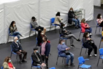 60 வயதுக்கு மேற்பட்டவர்களுக்கு மட்டுமே அஸ்ட்ராஜெனேகா தடுப்பூசி