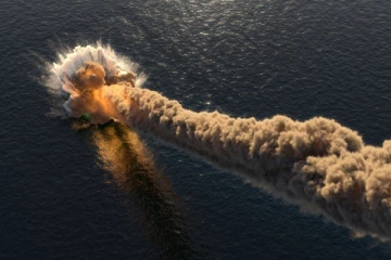 චීන රොකට්ටුවක් පෘථිවියට කඩා වැටේ..? කඩා වැටෙනු ඇතැයි අනුමාන ප්‍රදේශය ගැන ඉඟියක්