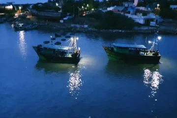 எல்லை தாண்டிய இலங்கை மீனவர்களை கைது செய்த  இந்திய கடற்படையினர்