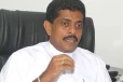 சிறைச்சாலை அலுவலகங்களை சுத்தம் செய்யும் முன்னாள் அமைச்சர்