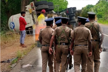 கனரக வாகனம் - வான் மோதி விபத்து: இருவர் உயிரிழப்பு(Photos)