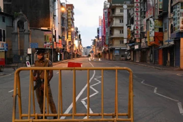 நாட்டின் பல இடங்களில் வர்த்தக நிலையங்களுக்கு பூட்டு! - பகுதியளவில் முடங்கியது இலங்கை