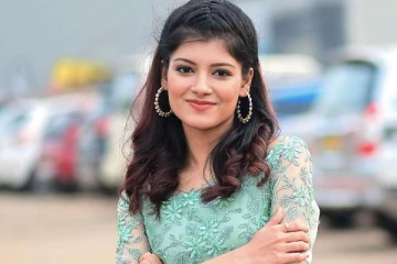 தியேட்டரில் கண்ணீர்விட்ட குக் வித் கோமாளி மோனிஷா! என்னஆனது?