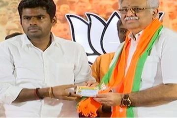 மீண்டும் பாஜகவில் இணைந்தார் அர்ஜுன மூர்த்தி...!