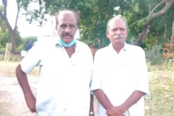 இலங்கையை விட்டு வெளியேறிய நண்பர்கள் நீண்ட பல வருடத்திற்கு பின் சந்தித்த நெகிழ்ச்சி சம்பவம்! வைரலாகும் புகைப்படம்