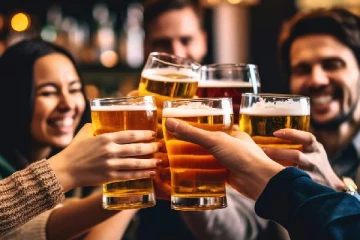 இந்தியாவில் அதிகம் விற்பனையாகும் பீர் பிராண்ட் எது தெரியுமா? லிஸ்ட் இதோ..