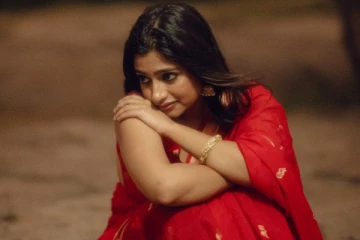 பிக் பாஸ் அர்ச்சனா சேலையில் லேட்டஸ்ட் போட்டோஷூட்