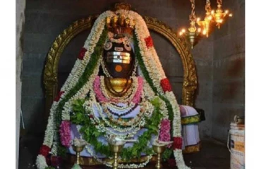 சிவன்பெருமான் திருமேனி மீது சூரிய ஒளிக்கதிர்கள் படும் அதிசய நிகழ்வு!